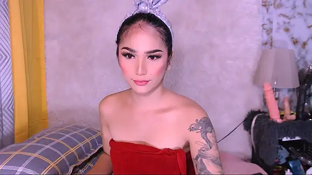 Snapshot of Oriental_Tiara chatting on 03-06-25, 07:03 Oriental Tiara online show from 03-06-25, 07:03