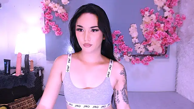 Snapshot of Oriental_Tiara chatting on 09-30-25, 01:27 Oriental Tiara online show from 09-30-25, 01:27
