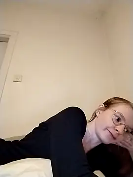 Snapshot of jannis1992 chatting on 09-23-25, 08:01 jannis1992 online show from 09-23-25, 08:01