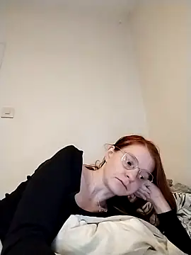 Snapshot of jannis1992 chatting on 10-27-25, 08:57 jannis1992 online show from 10-27-25, 08:57