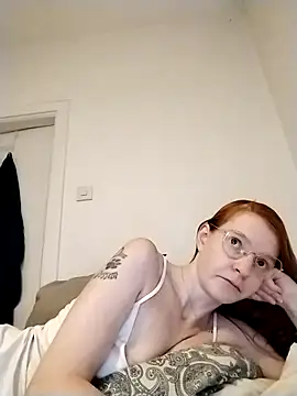 Snapshot of jannis1992 chatting on 11-05-25, 12:16 jannis1992 online show from 11-05-25, 12:16