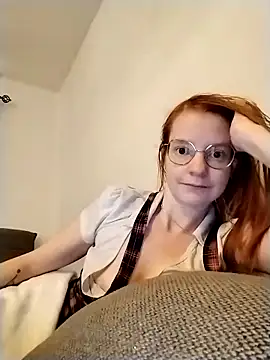 Snapshot of jannis1992 chatting on 11-12-25, 12:05 jannis1992 online show from 11-12-25, 12:05