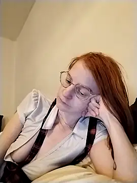 Snapshot of jannis1992 chatting on 11-16-25, 05:51 jannis1992 online show from 11-16-25, 05:51