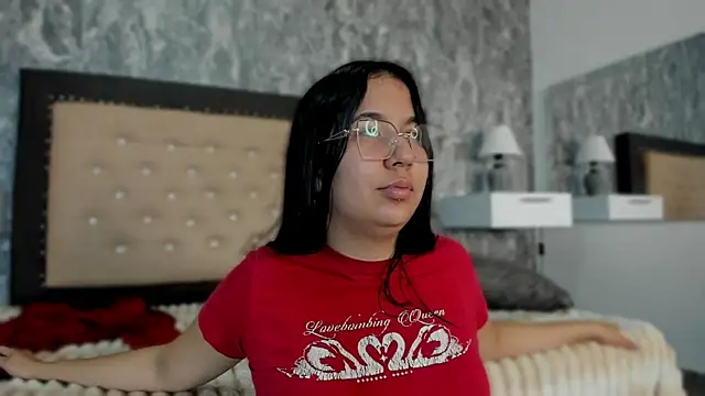 Lia sarahi online show from 10-12-25, 11:31