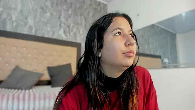 Lia sarahi online show from 10-29-25, 11:34