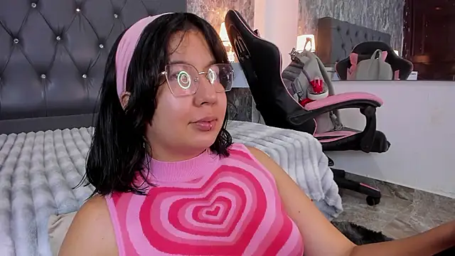 Lia sarahi online show from 03-14-26, 11:37