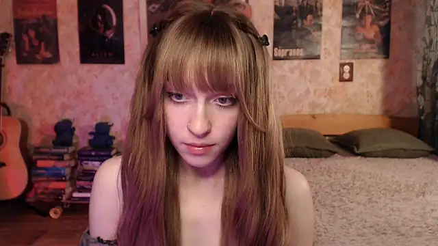 Friendly Ellie online show from 06-01-26, 12:18