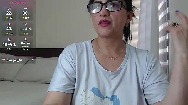 Snapshot of ISABEEL_SOFIA01 chatting on 01-28-25, 10:34 ISABEEL SOFIA01 online show from 01-28-25, 10:34