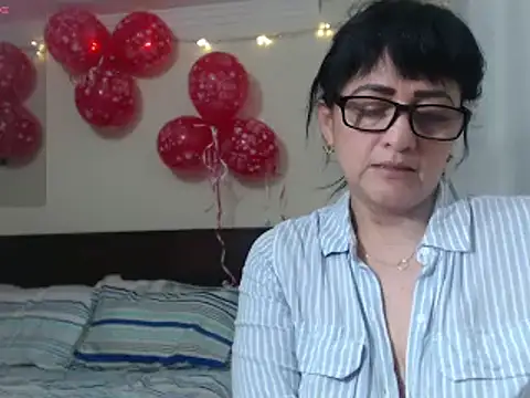 Snapshot of ISABEEL_SOFIA01 chatting on 02-20-25, 12:08 ISABEEL SOFIA01 online show from 02-20-25, 12:08