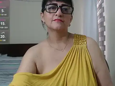 Snapshot of ISABEEL_SOFIA01 chatting on 02-21-25, 02:27 ISABEEL SOFIA01 online show from 02-21-25, 02:27