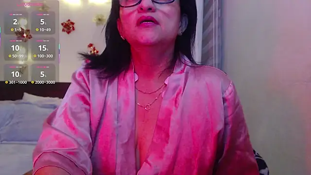 Snapshot of ISABEEL_SOFIA01 chatting on 09-27-25, 10:42 ISABEEL SOFIA01 online show from 09-27-25, 10:42