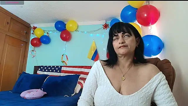 Snapshot of ISABEEL_SOFIA01 chatting on 06-20-26, 07:38 ISABEEL SOFIA01 online show from 06-20-26, 07:38