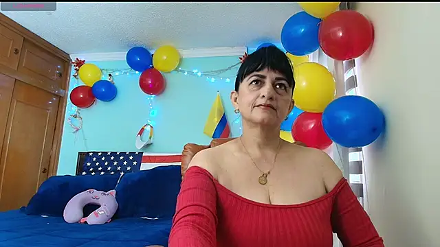 Snapshot of ISABEEL_SOFIA01 chatting on 06-21-26, 11:57 ISABEEL SOFIA01 online show from 06-21-26, 11:57