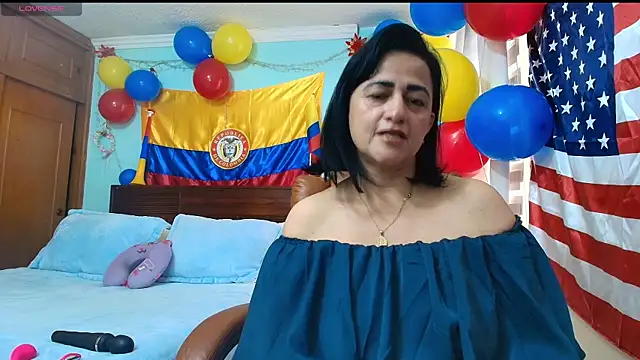Snapshot of ISABEEL_SOFIA01 chatting on 06-25-26, 03:16 ISABEEL SOFIA01 online show from 06-25-26, 03:16