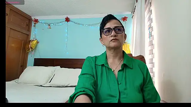 Snapshot of ISABEEL_SOFIA01 chatting on 07-18-26, 07:39 ISABEEL SOFIA01 online show from 07-18-26, 07:39