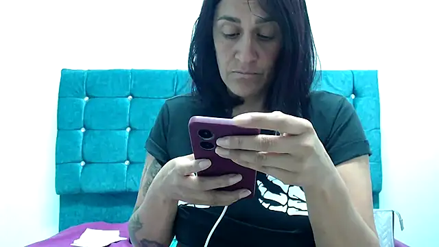 Snapshot of valentinaricothx chatting on 11-03-25, 02:18 valentinaricothx online show from 11-03-25, 02:18