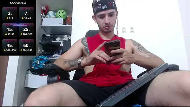 Snapshot of freestyle_blake1 chatting on 09-26-25, 03:49 freestyle blake1 online show from 09-26-25, 03:49