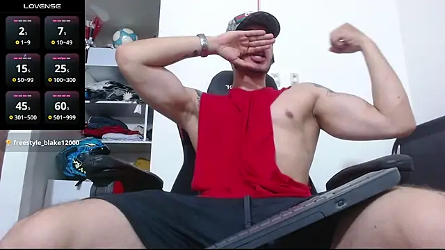 Snapshot of freestyle_blake1 chatting on 10-17-25, 04:20 freestyle blake1 online show from 10-17-25, 04:20