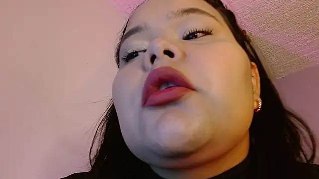 Snapshot of sexychubby___ chatting on 07-08-26, 05:28 sexychubby online show from 07-08-26, 05:28