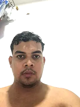 Snapshot of ElsecretodeBruno chatting on 10-12-25, 04:55 ElsecretodeBruno online show from 10-12-25, 04:55