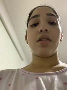 Amandanauty online show from 11-10-25, 08:52