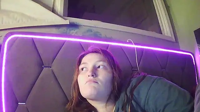 Snapshot of Angelk43 chatting on 03-14-26, 05:24 Angelk43 online show from 03-14-26, 05:24