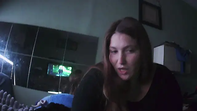 Snapshot of Angelk43 chatting on 07-26-26, 02:53 Angelk43 online show from 07-26-26, 02:53