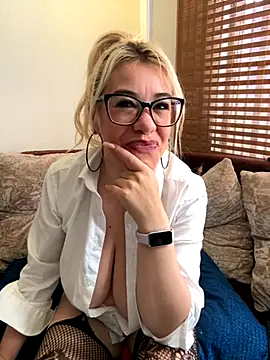 salomesweet13 online show from 10-24-25, 05:42