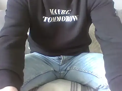 aroj95 online show from 02-19-26, 08:43