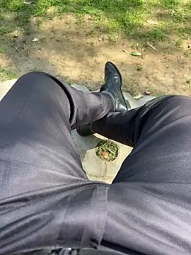 Snapshot of Bareilly_Boy1 chatting on 02-14-25, 06:45 Bareilly Boy1 online show from 02-14-25, 06:45