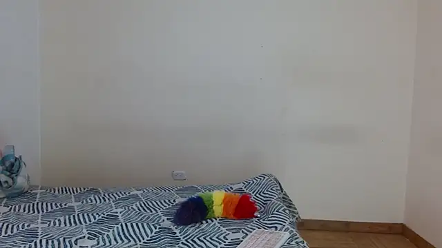 Snapshot of Estrella_sweett chatting on 01-09-25, 11:24 Estrella sweett online show from 01-09-25, 11:24