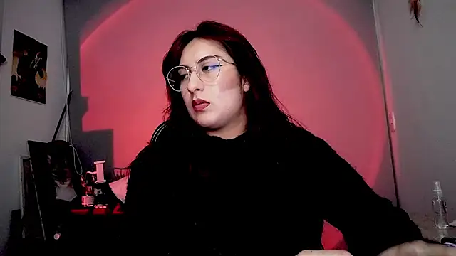 Scarlett Sen online show from 11-19-25, 01:44