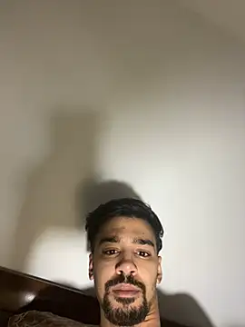 Snapshot of Hermanooooooo chatting on 03-12-26, 06:41 Hermanooooooo online show from 03-12-26, 06:41