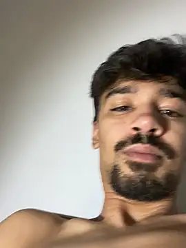 Hermanooooooo online show from 06-17-26, 07:33