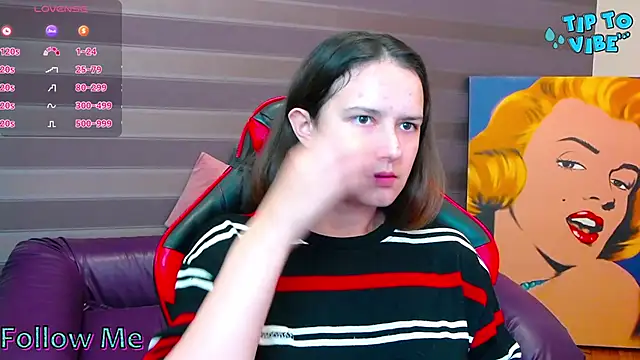 iris nikhols online show from 09-24-25, 01:53