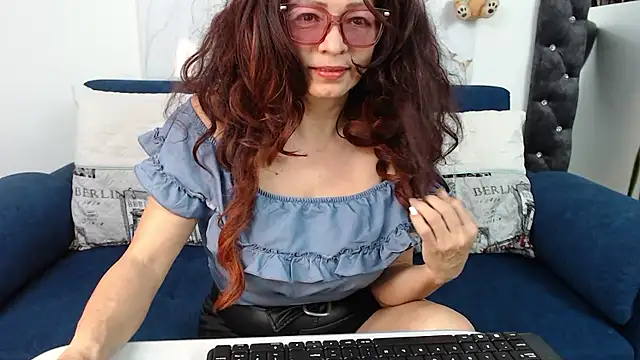 Snapshot of kimberlybirdx chatting on 09-20-25, 04:41 kimberlybirdx online show from 09-20-25, 04:41