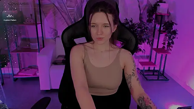 JennyDens online show from 01-16-25, 03:23