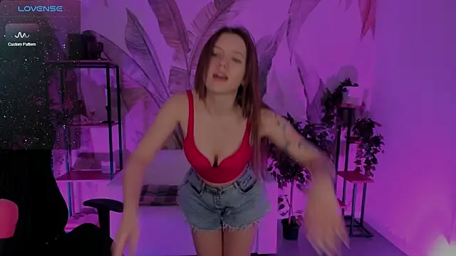 JennyDens online show from 02-15-25, 05:39