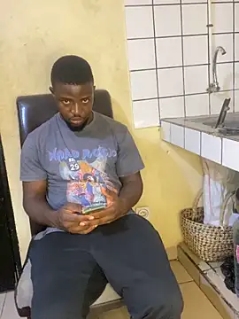 Snapshot of vannycov chatting on 10-02-25, 12:17 vannycov online show from 10-02-25, 12:17