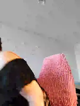 Snapshot of Fire_Night chatting on 01-02-25, 08:17 Fire Night online show from 01-02-25, 08:17