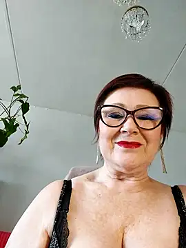 Snapshot of Fire_Night chatting on 09-14-25, 08:46 Fire Night online show from 09-14-25, 08:46