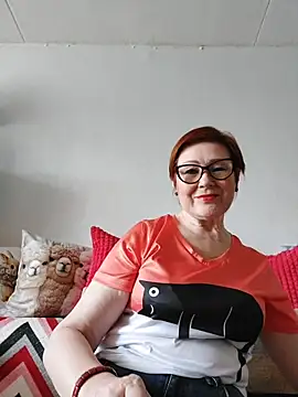 Snapshot of Fire_Night chatting on 06-26-26, 07:35 Fire Night online show from 06-26-26, 07:35