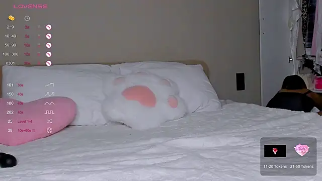 Snapshot of NejaSatin chatting on 01-10-26, 09:22 NejaSatin online show from 01-10-26, 09:22