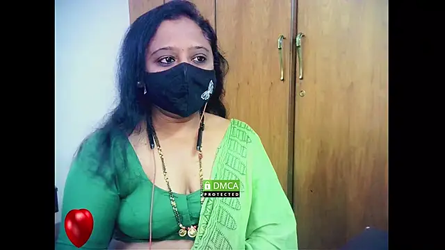 sexynayan23 online show from 03-18-26, 05:27