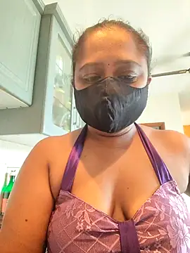 sexynayan23 online show from 07-22-26, 04:59