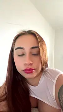 Elena222  online show from 07-27-26, 10:17