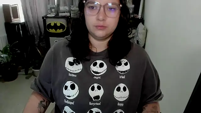 aika-dreams online show from 04-25-26, 11:57