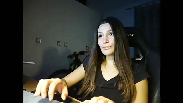 Snapshot of GodlyTheia chatting on 12-09-24, 07:29 GodlyTheia online show from 12-09-24, 07:29