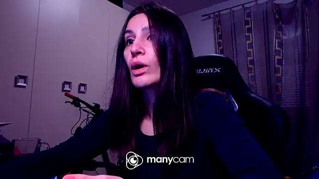 Snapshot of GodlyTheia chatting on 03-12-25, 03:29 GodlyTheia online show from 03-12-25, 03:29