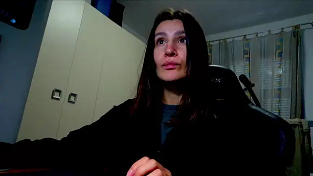 Snapshot of GodlyTheia chatting on 11-27-25, 01:13 GodlyTheia online show from 11-27-25, 01:13